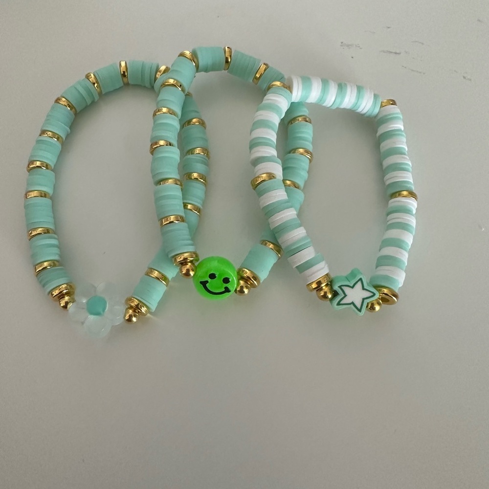 Bracelets - Picture 6 of 8